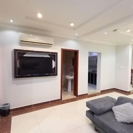 Celine Al Motamaiza Furnished Apartment Джедда Экстерьер фото